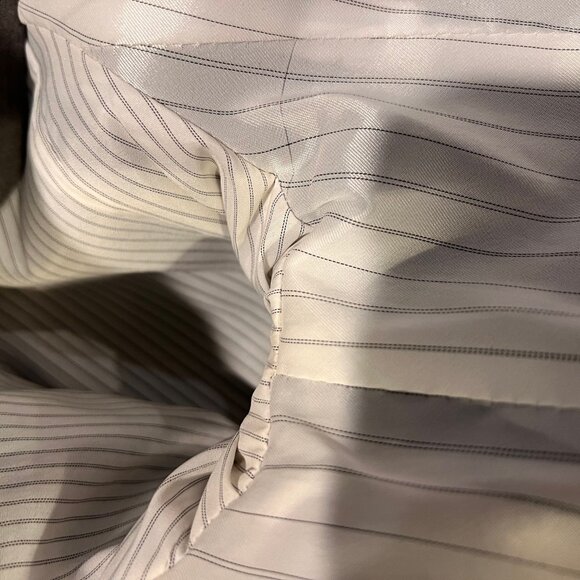 Banana Republic Black Wool Suit Blazer with Pinstripe Lining - Picture 5 of 8